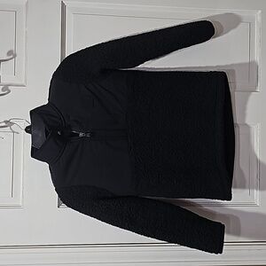 Boys Under 1/4 pullover shirt size youth small